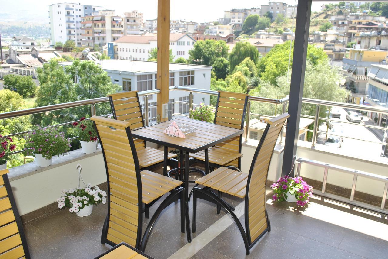 Dream'S Hotel Gjirokastër Buitenkant foto