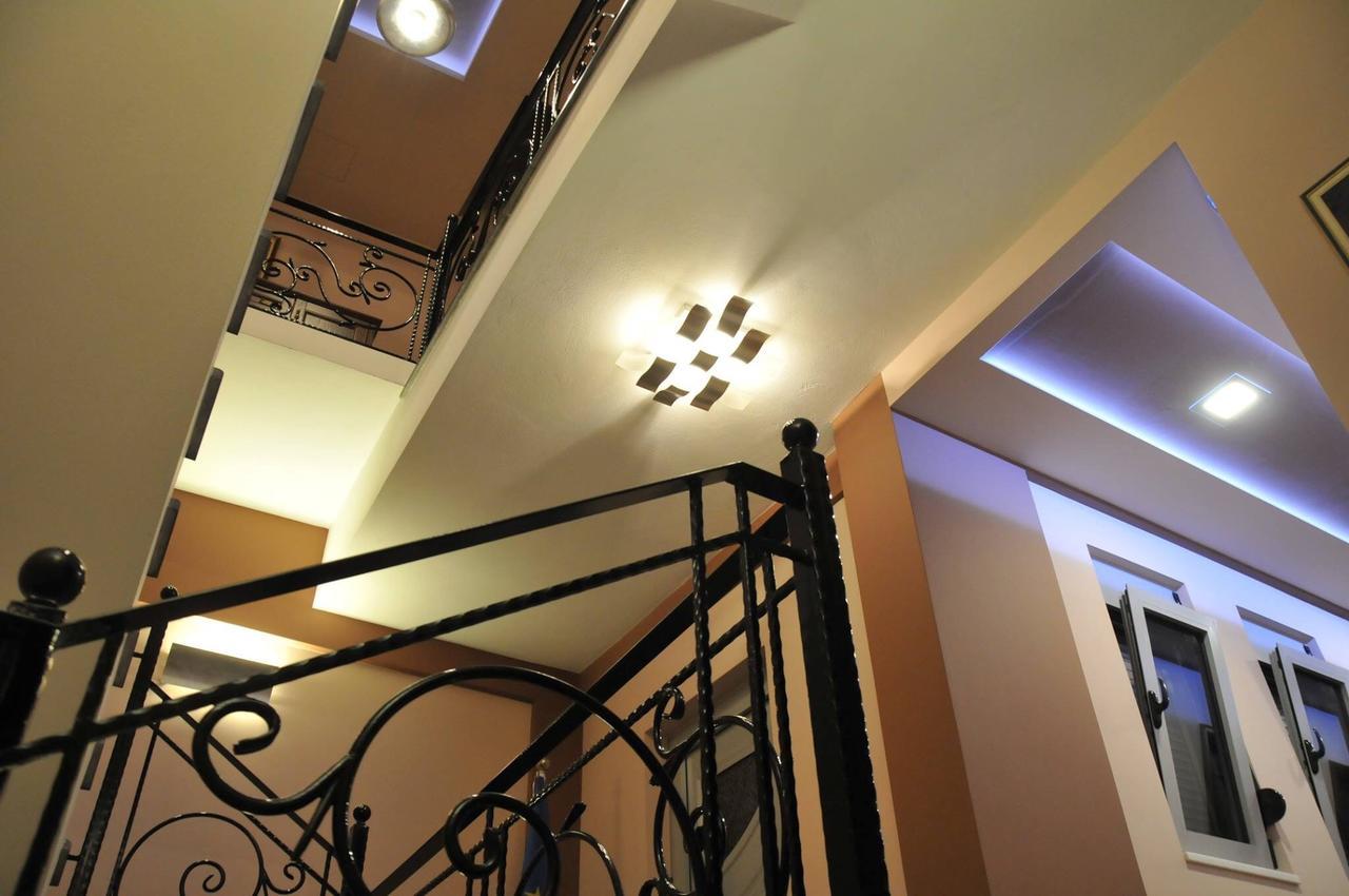 Dream'S Hotel Gjirokastër Buitenkant foto